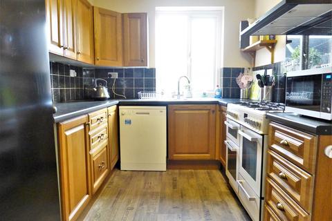 16 Stuart Street, Thurnscoe, Rotherham, S63 0EF
