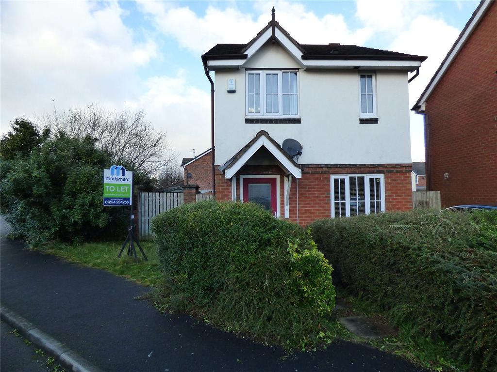 Apple Tree Way, Oswaldtwistle, BB5 2 bed detached house £585 pcm (£