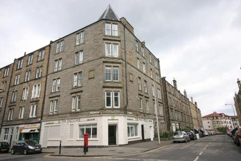 2 bedroom flat to rent, Dalgety Street, Meadowbank, Edinburgh, EH7