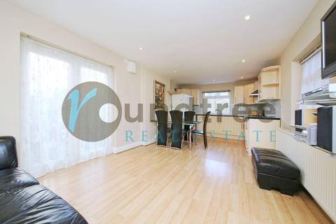 4c Sunningfields Crescent, London, NW4 4RD