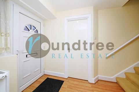 4c Sunningfields Crescent, London, NW4 4RD