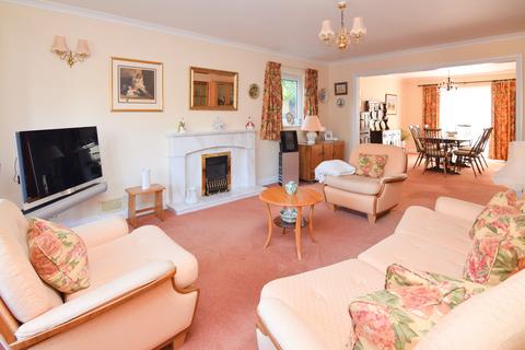 Solma-ri Furlong Way, Shrewton, Salisbury, SP3 4DY