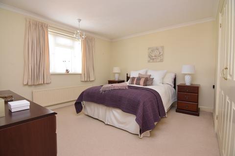 Solma-ri Furlong Way, Shrewton, Salisbury, SP3 4DY