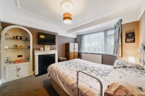 11 Jeymer Drive, Greenford, UB6 8NS