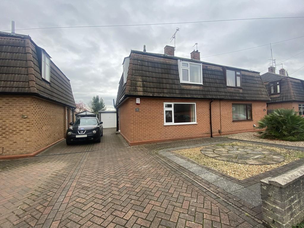 Florence Road, Gedling, Nottingham 3 bed semidetached house £825 pcm