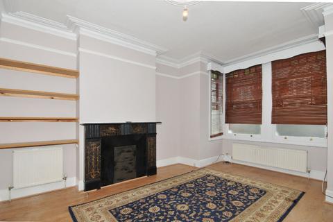 31 Hardwicke Road, London, N13 4SL