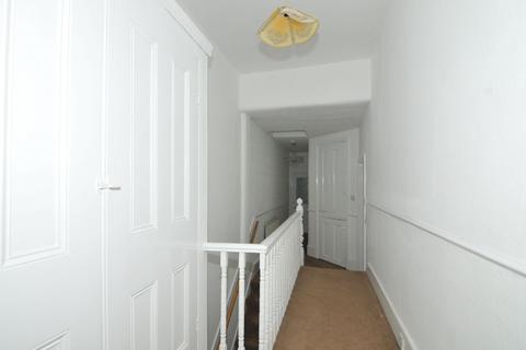 31 Hardwicke Road, London, N13 4SL