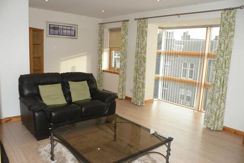 2 bedroom flat to rent, Willowbank Road, Aberdeen, AB11