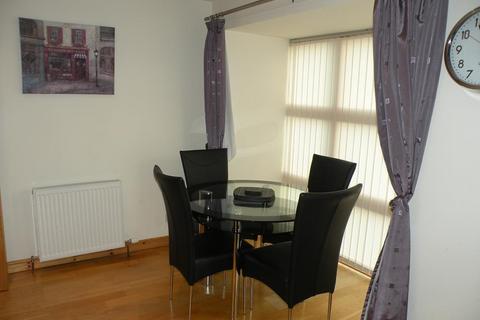 2 bedroom flat to rent, Willowbank Road, Aberdeen, AB11