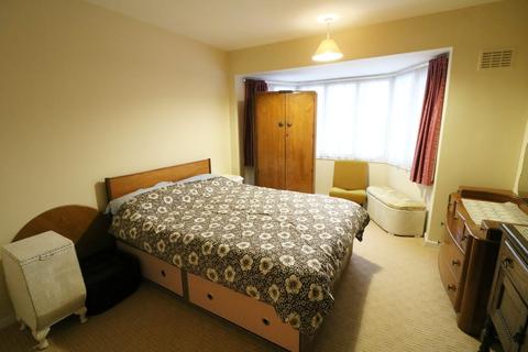 2 Baddesley Road, Solihull, B92 7LP