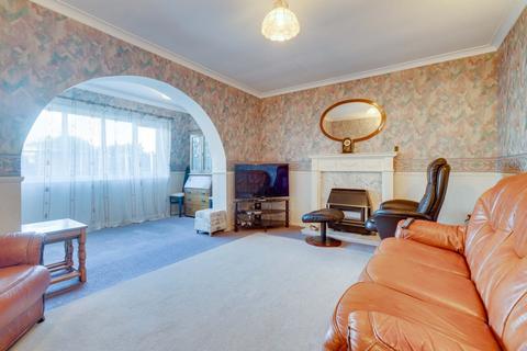 31 Chapel Lane, Branton, Doncaster, DN3 3NQ