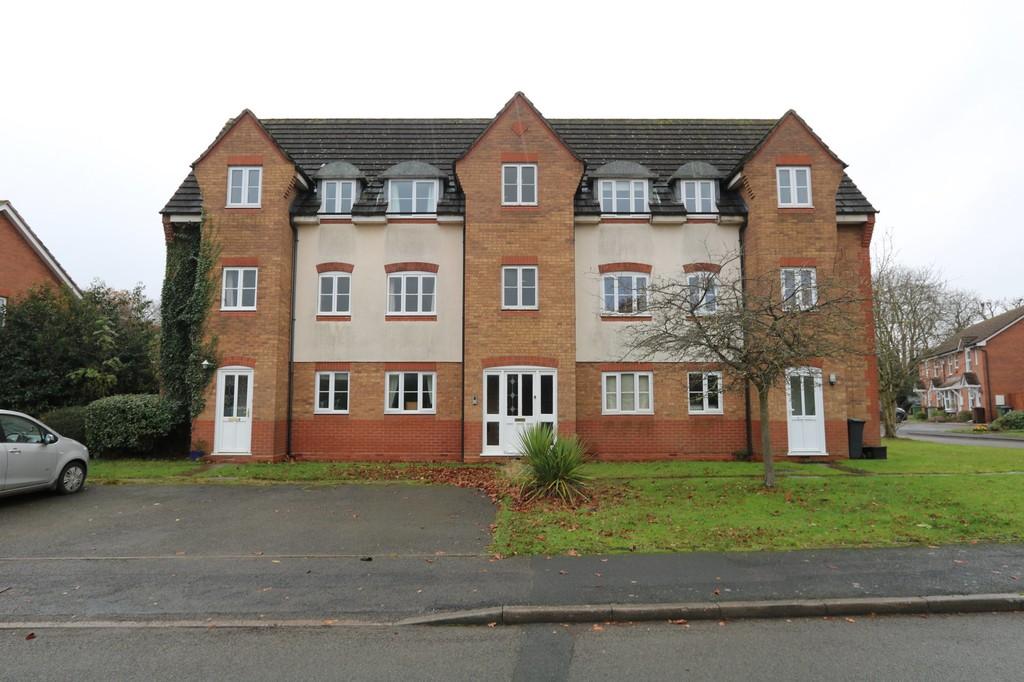 Winster Avenue, Dorridge 2 bed apartment £135,000