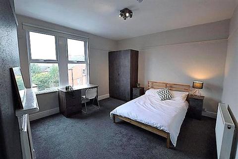 26 Ash Road, Leeds, LS6 3JF