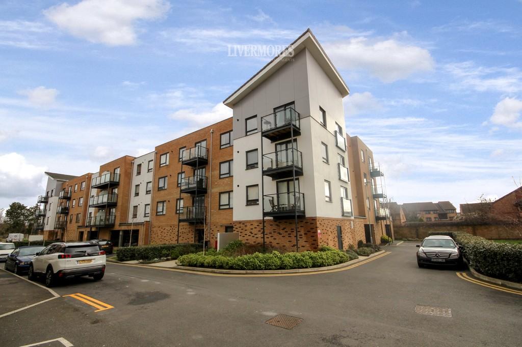 Creek Mill Way, Dartford, Kent 2 bed apartment £1,400 pcm (£323 pw)