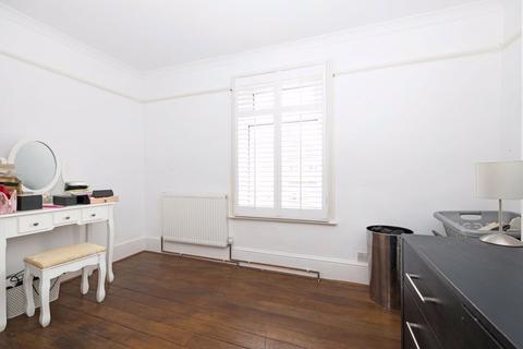 135 Birkbeck Road, Sidcup, DA14 4DJ