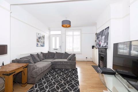 135 Birkbeck Road, Sidcup, DA14 4DJ