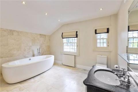 East House Wrens Hill, Oxshott, Leatherhead, KT22 0HN
