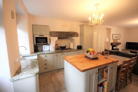 84 Main Street, Sedbergh, LA10 5AD