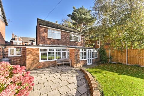 30 Albert Road, Ashford, TN24 8NX