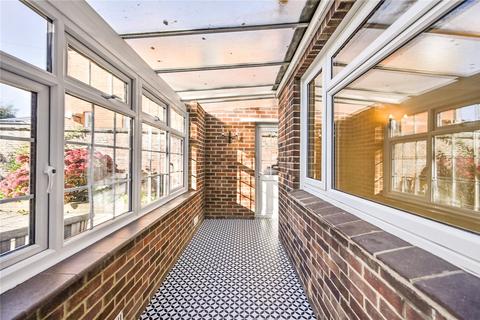 30 Albert Road, Ashford, TN24 8NX