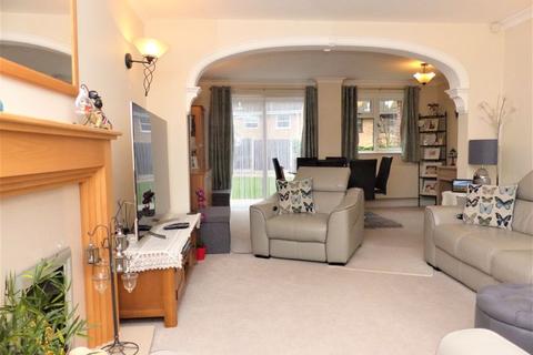 35 Winton Grove, Minworth, Sutton Coldfield, B76 1XE