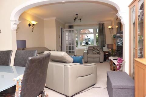 35 Winton Grove, Minworth, Sutton Coldfield, B76 1XE