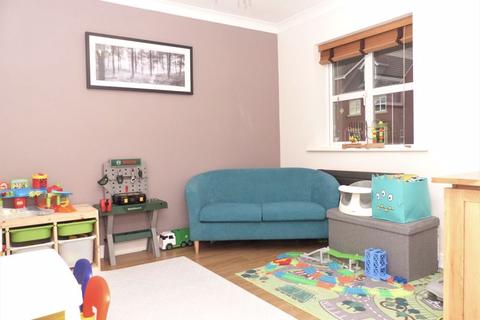 19 Regents Way, Sutton Coldfield, B75 7NW