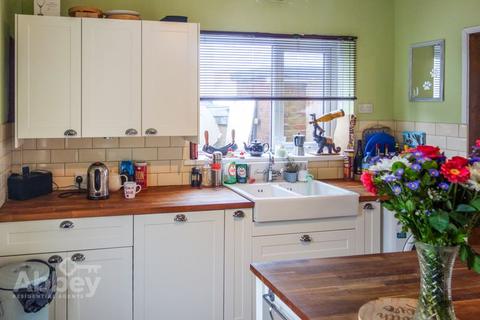 69 Alltywerin, Pontardawe, Swansea, SA8 4ND