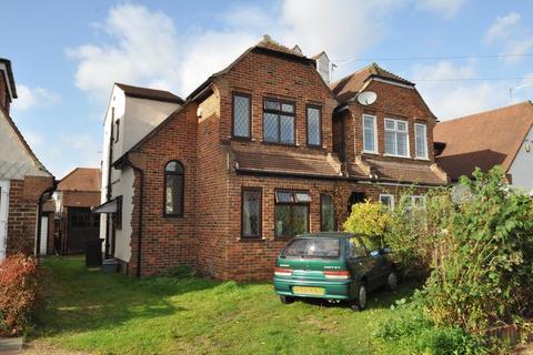 4 Broadlands Way, New Malden, KT3 6PW