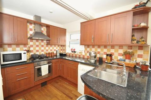 4 Broadlands Way, New Malden, KT3 6PW