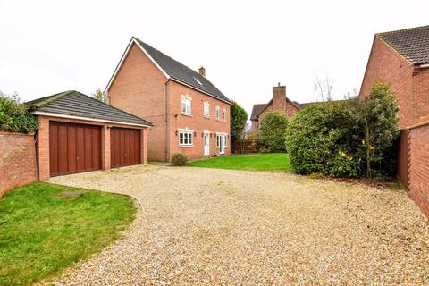 5 bedroom detached house for sale, Noon Layer Drive, Milton Keynes