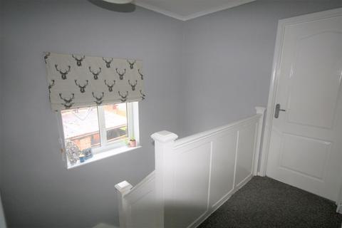 76 Colin Road, Barnwood, Gloucester, GL4 3JN