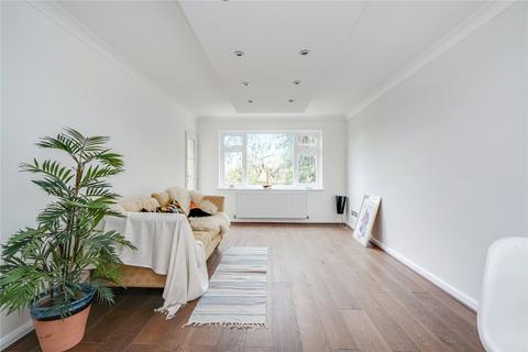 7 Willowmead Close, London, W5 1PT