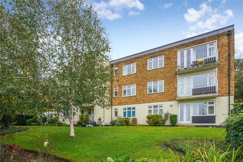 7 Willowmead Close, London, W5 1PT