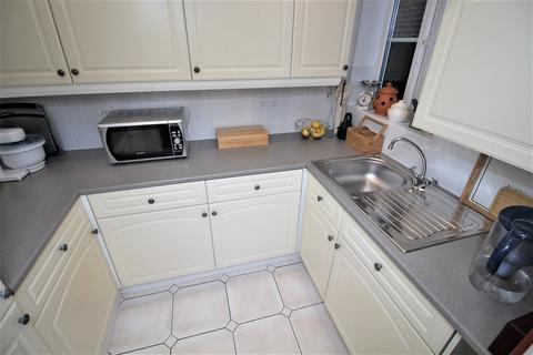 46 Bluebell Way, Hatfield, AL10 9FJ