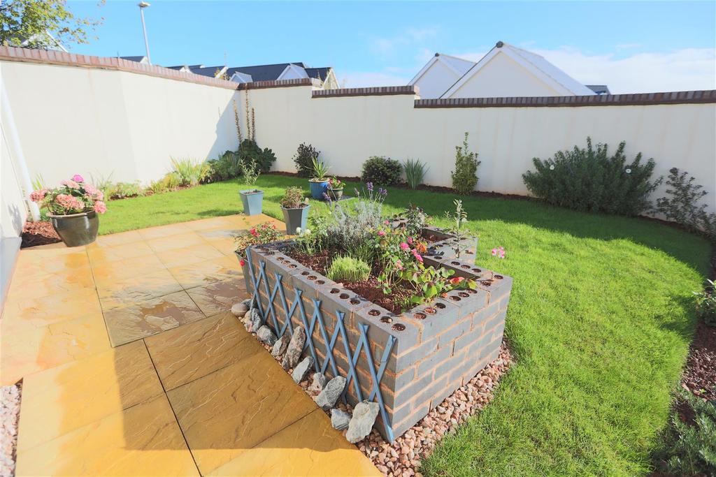 Rear Garden 1.JPG