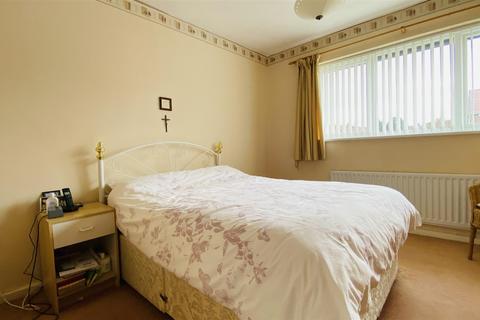 16 Heathway, Seaham, SR7 7UX
