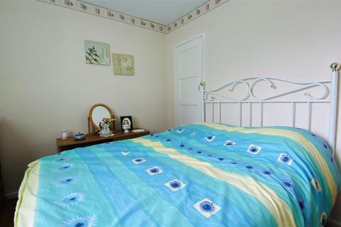 16 Heathway, Seaham, SR7 7UX