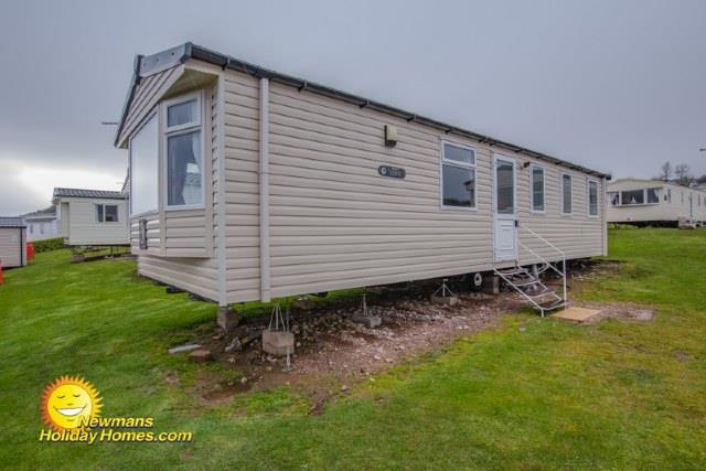 63 BEACHWALK2.jpg