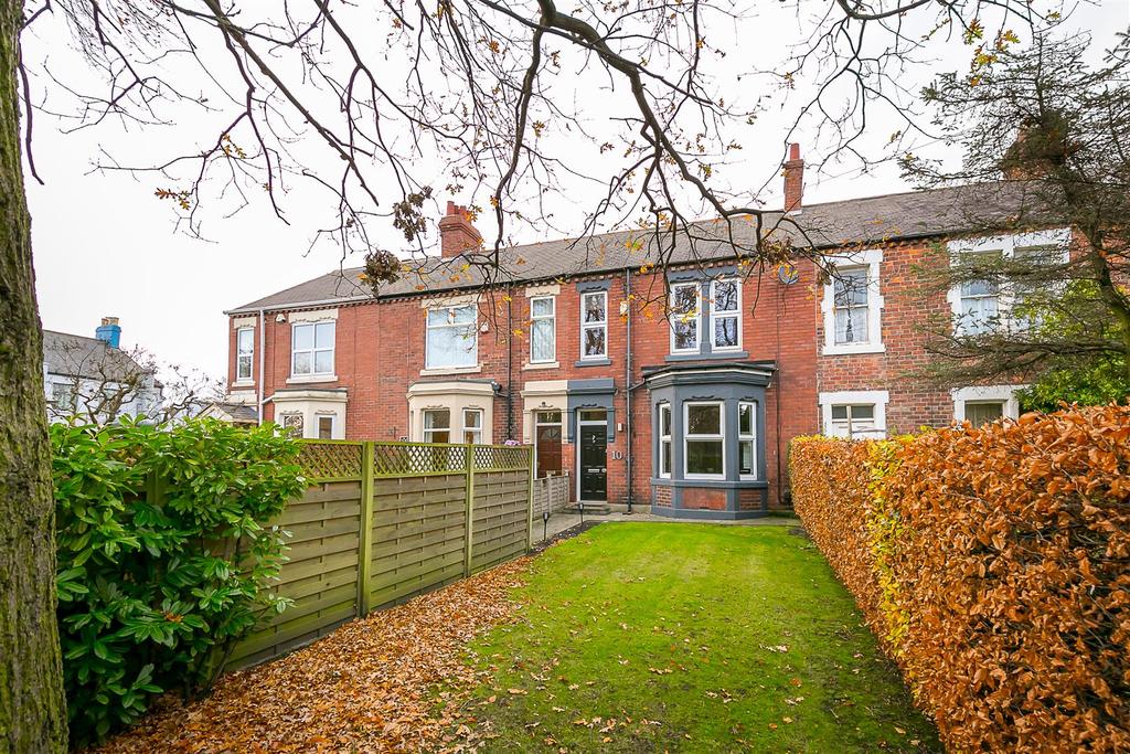 Oakfield Terrace, Forest Hall... 3 bed terraced house £230,000