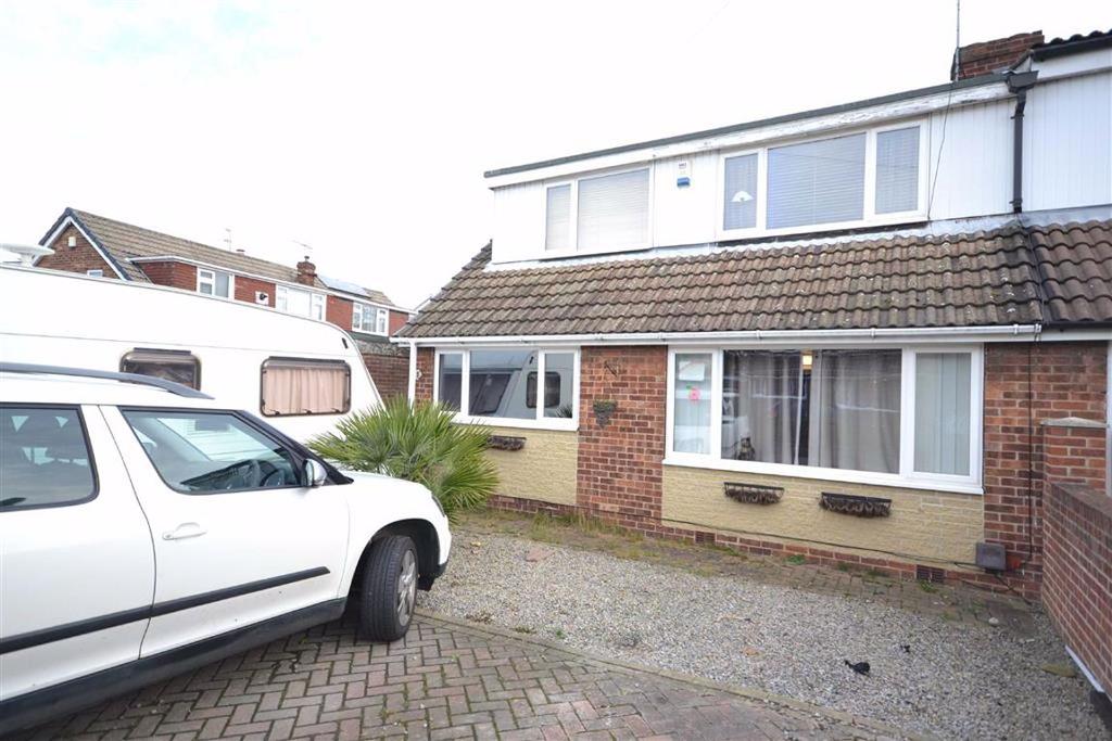 Montague Place, Garforth, Leeds, LS25 5 bed semidetached bungalow £
