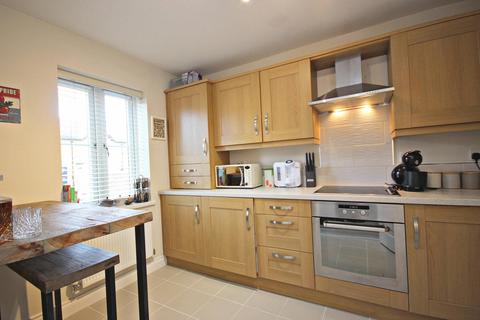 6 Fell Bank, Birtley, Chester Le Street, DH3 1AU