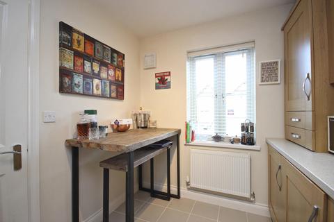 6 Fell Bank, Birtley, Chester Le Street, DH3 1AU