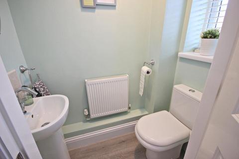 6 Fell Bank, Birtley, Chester Le Street, DH3 1AU