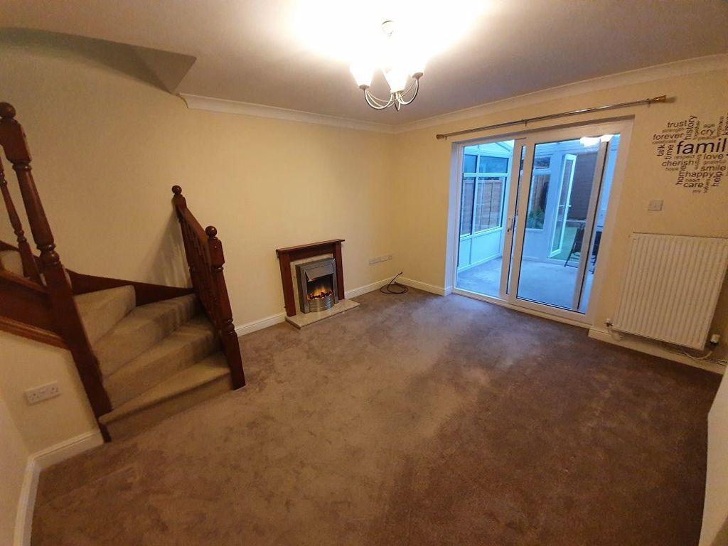Beecher Place, Halesowen, West Midlands 2 bed terraced house £675 pcm