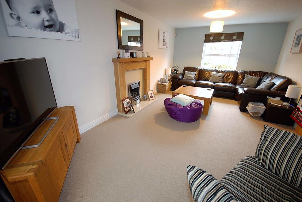 Archers Field, Southwell 4 bed house £1,500 pcm (£346 pw)