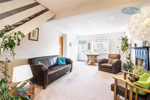 170 Uppergate Road, Stannington, Sheffield, S6 6BY