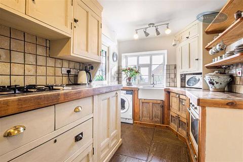 170 Uppergate Road, Stannington, Sheffield, S6 6BY