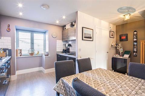 13 Chapman Close, Sheffield, S6 5BX