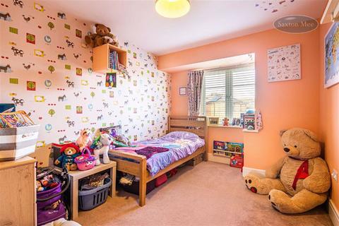 13 Chapman Close, Sheffield, S6 5BX